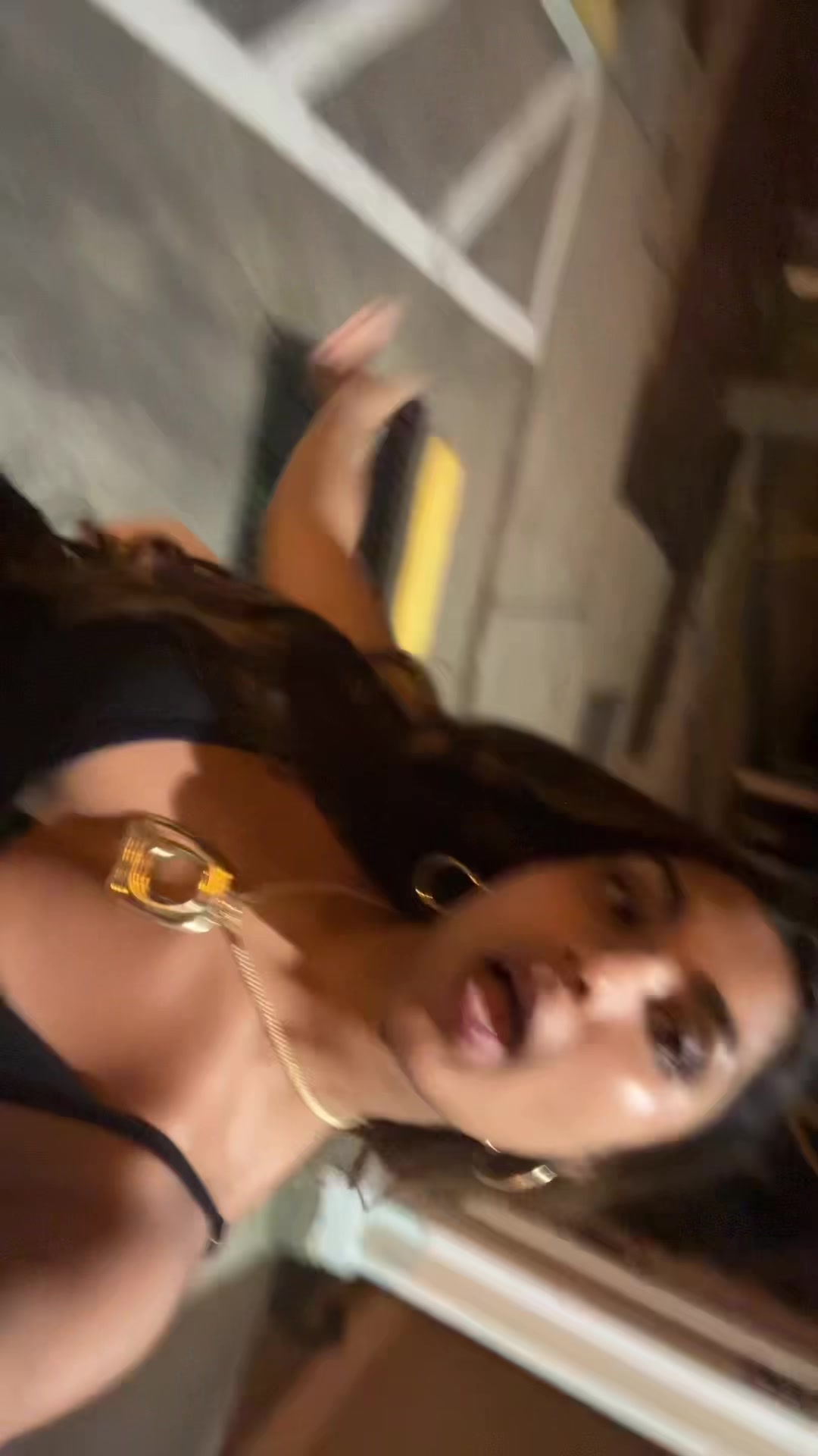 @Anika.z