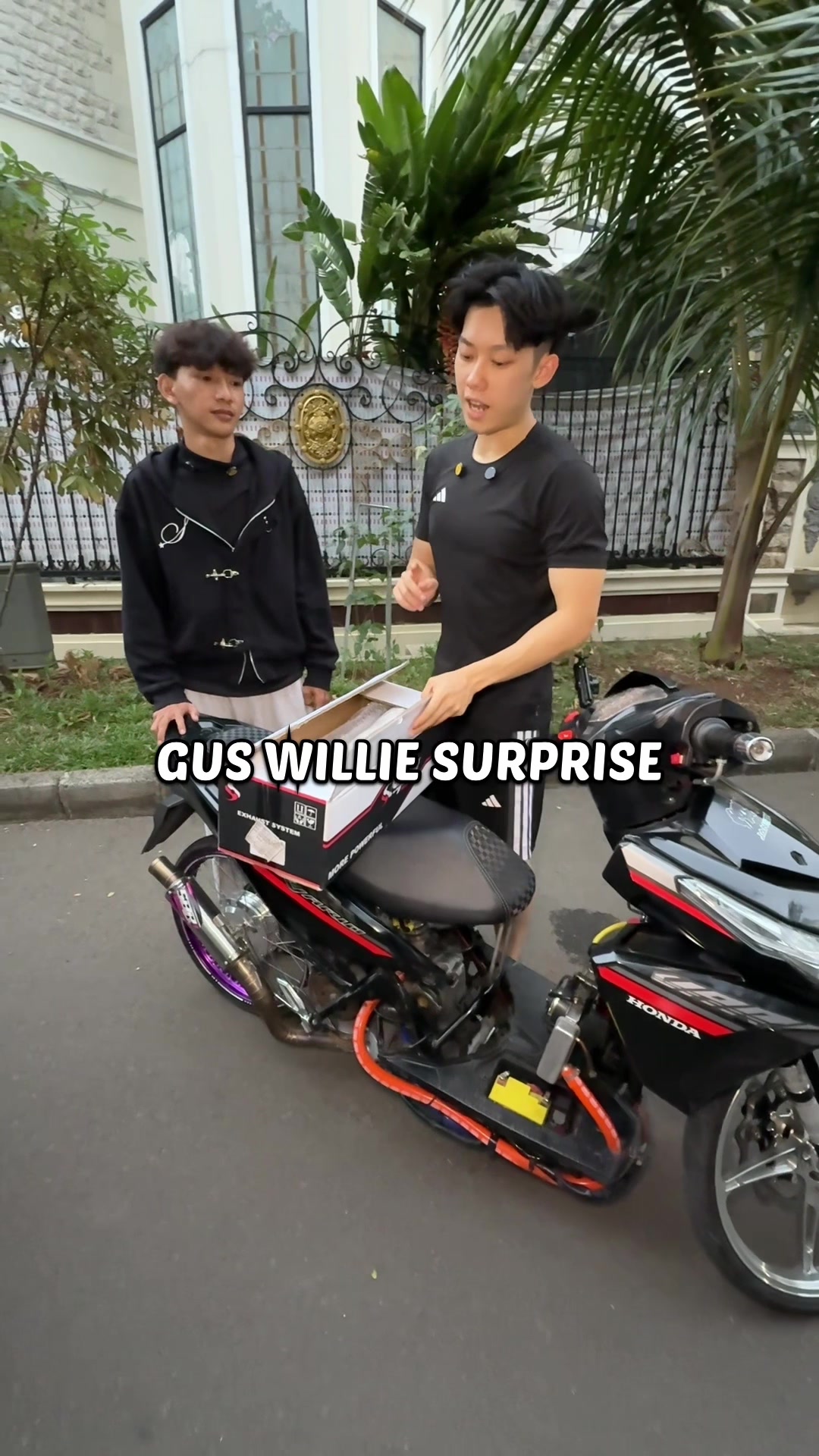@WILLIE SALIM