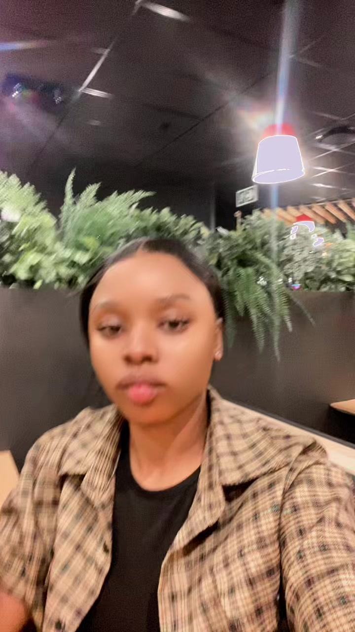 @khumeshna Nxumalo
