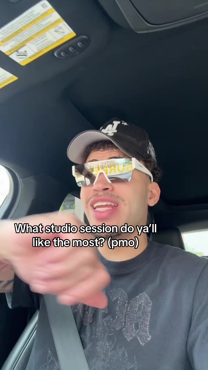 @ant🫯