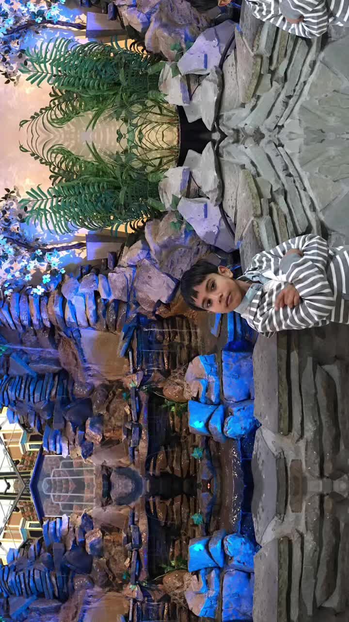 @Mona