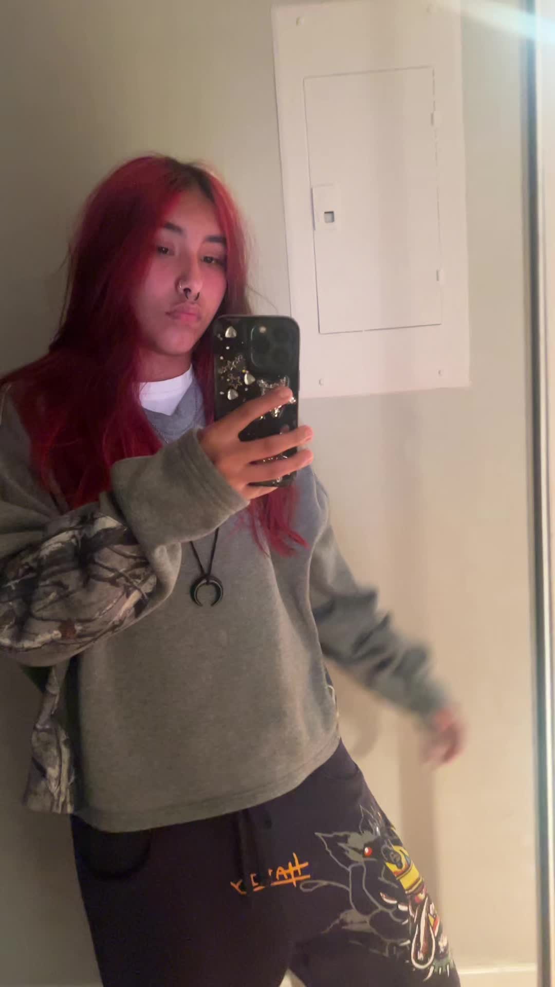 @v