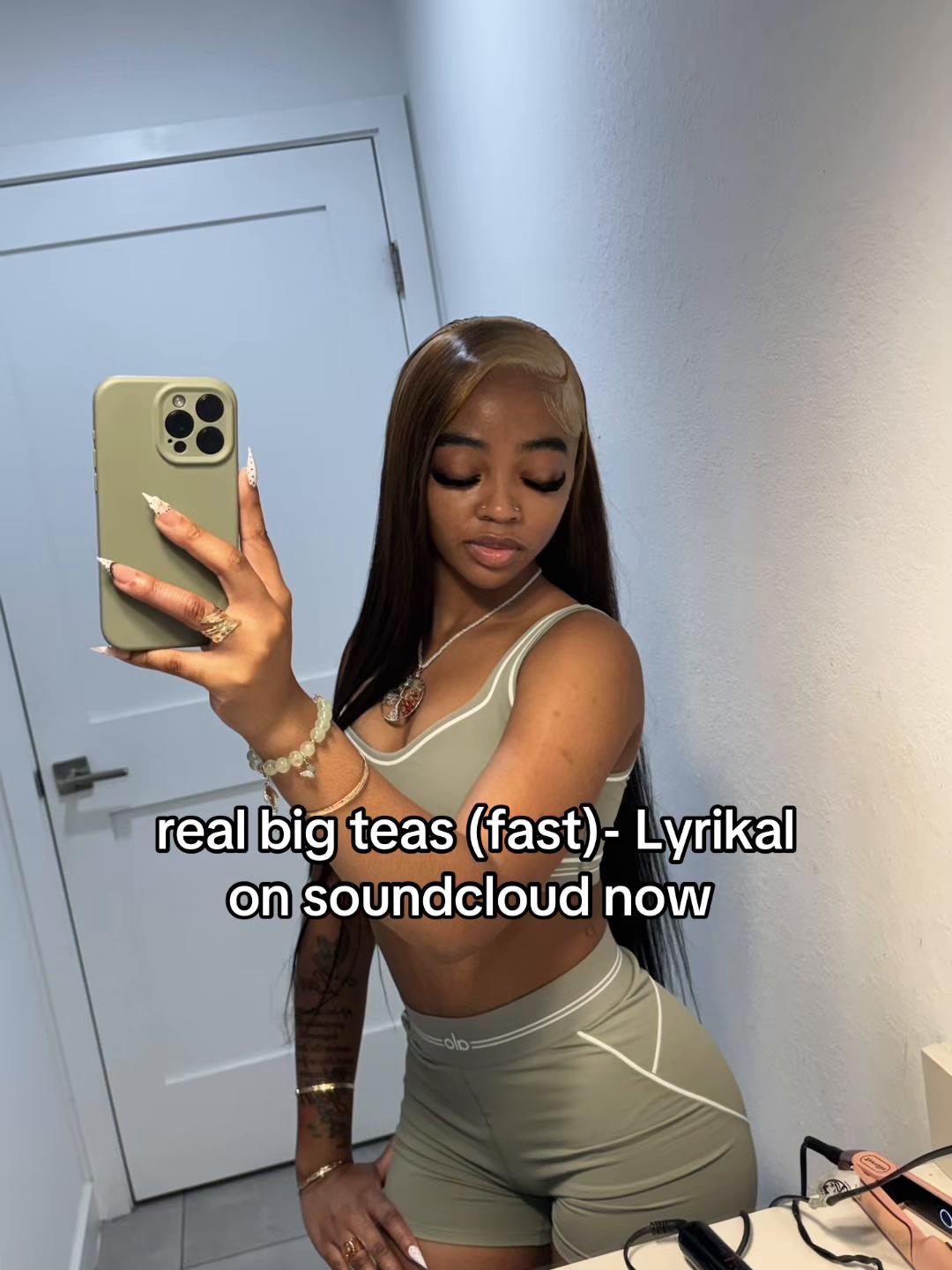 @leoofdaparty