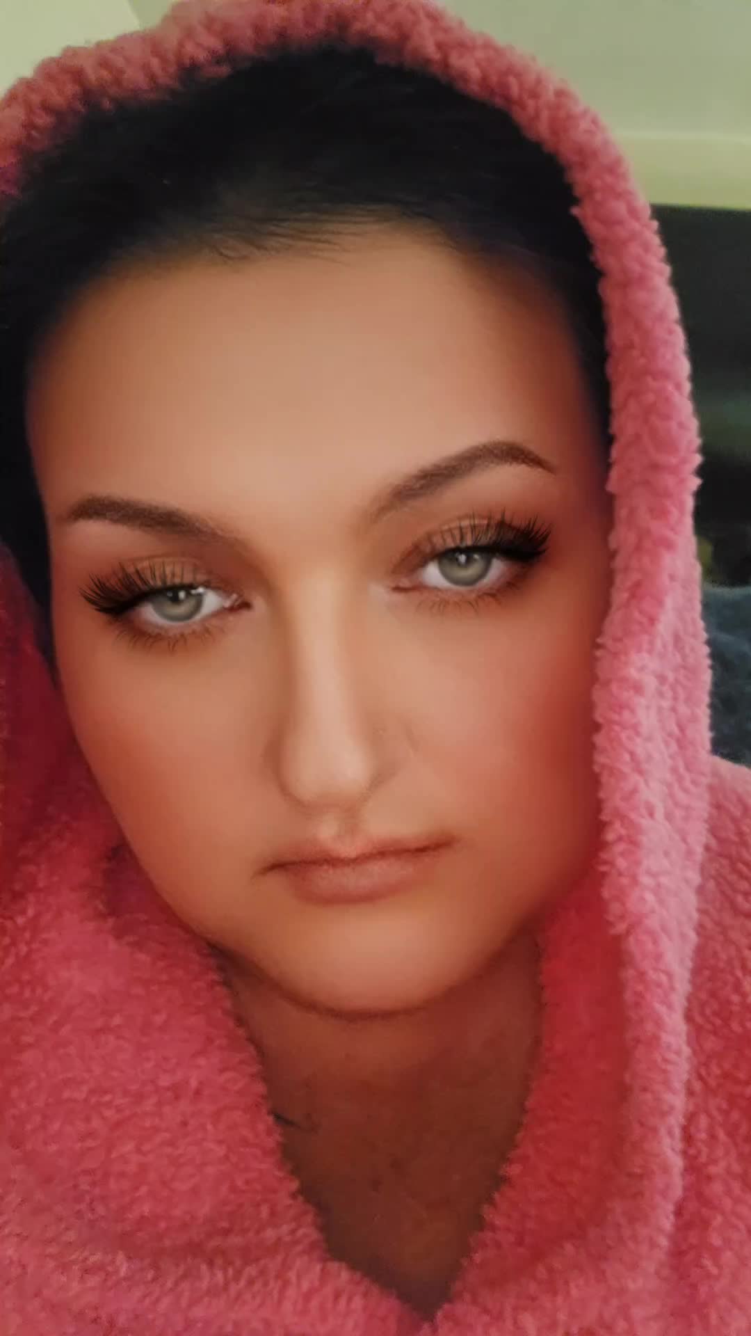 @QueenB