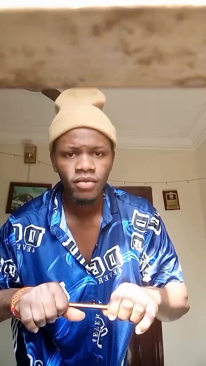 @king🤴of expression 🥰