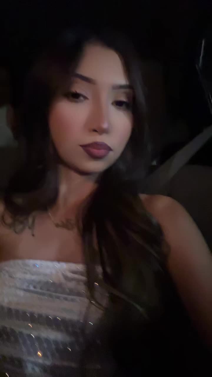 @𝑀𝒾𝒶 𝒷𝑒𝓁𝓁𝒶 𝓇𝑜𝓈𝑒