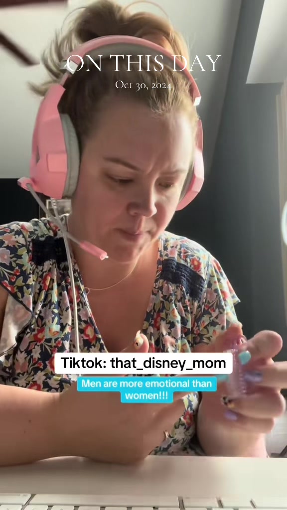 @That Disney Mom ✨