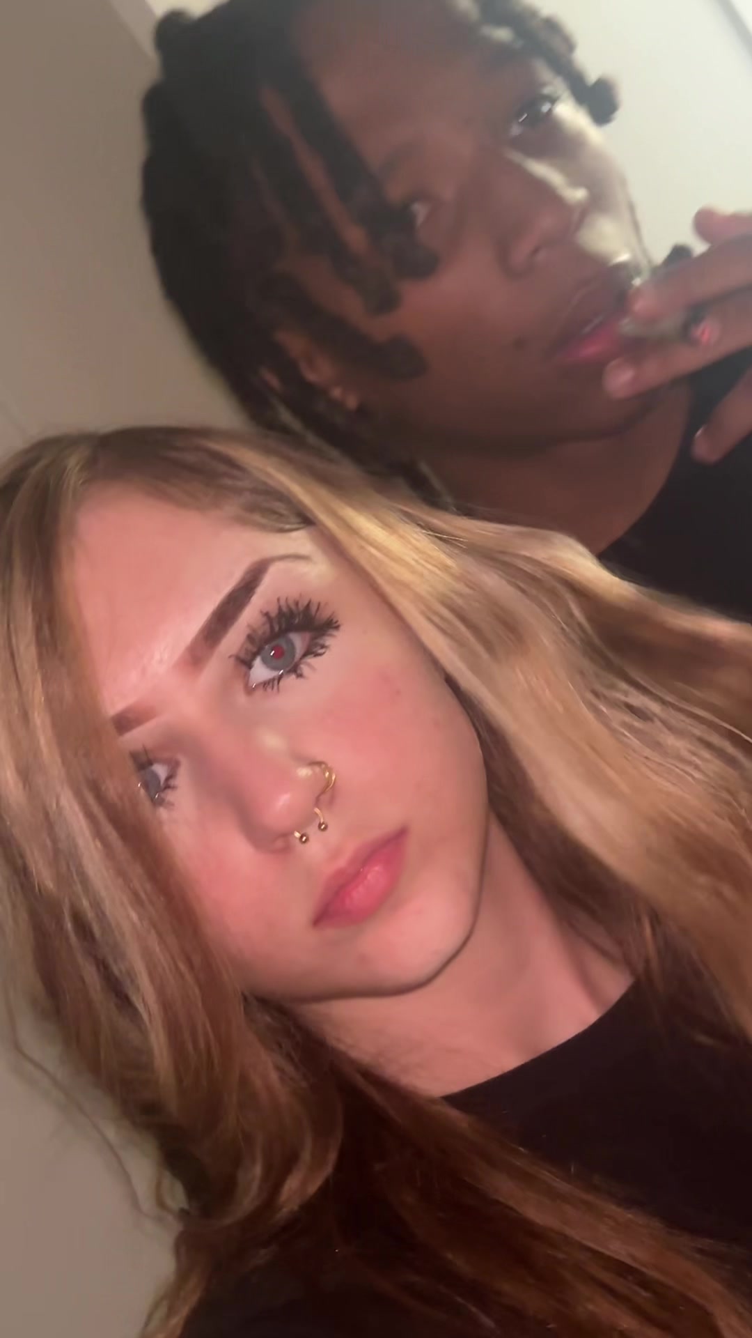 @💋.