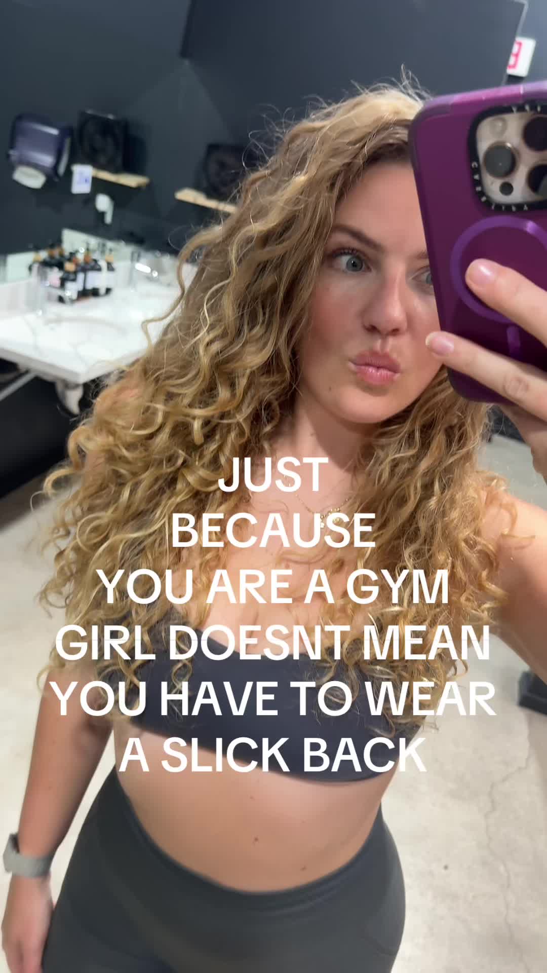 @Alex ✨