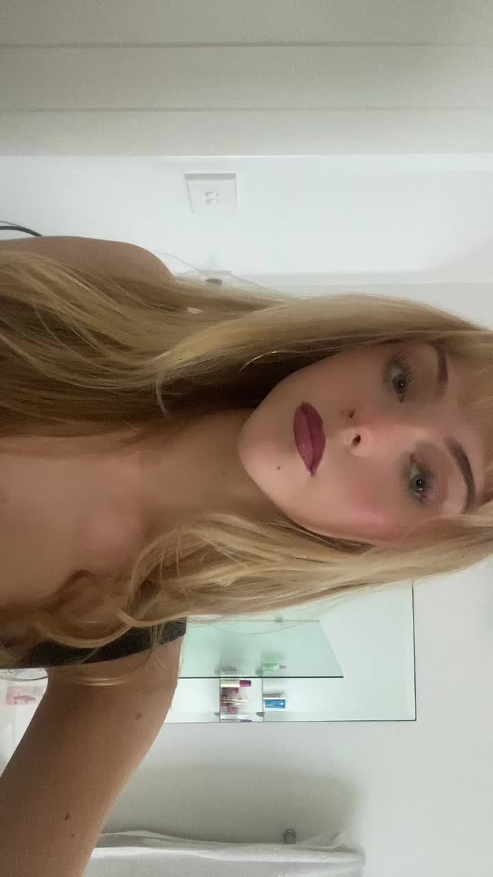 @lovetakessmiles
