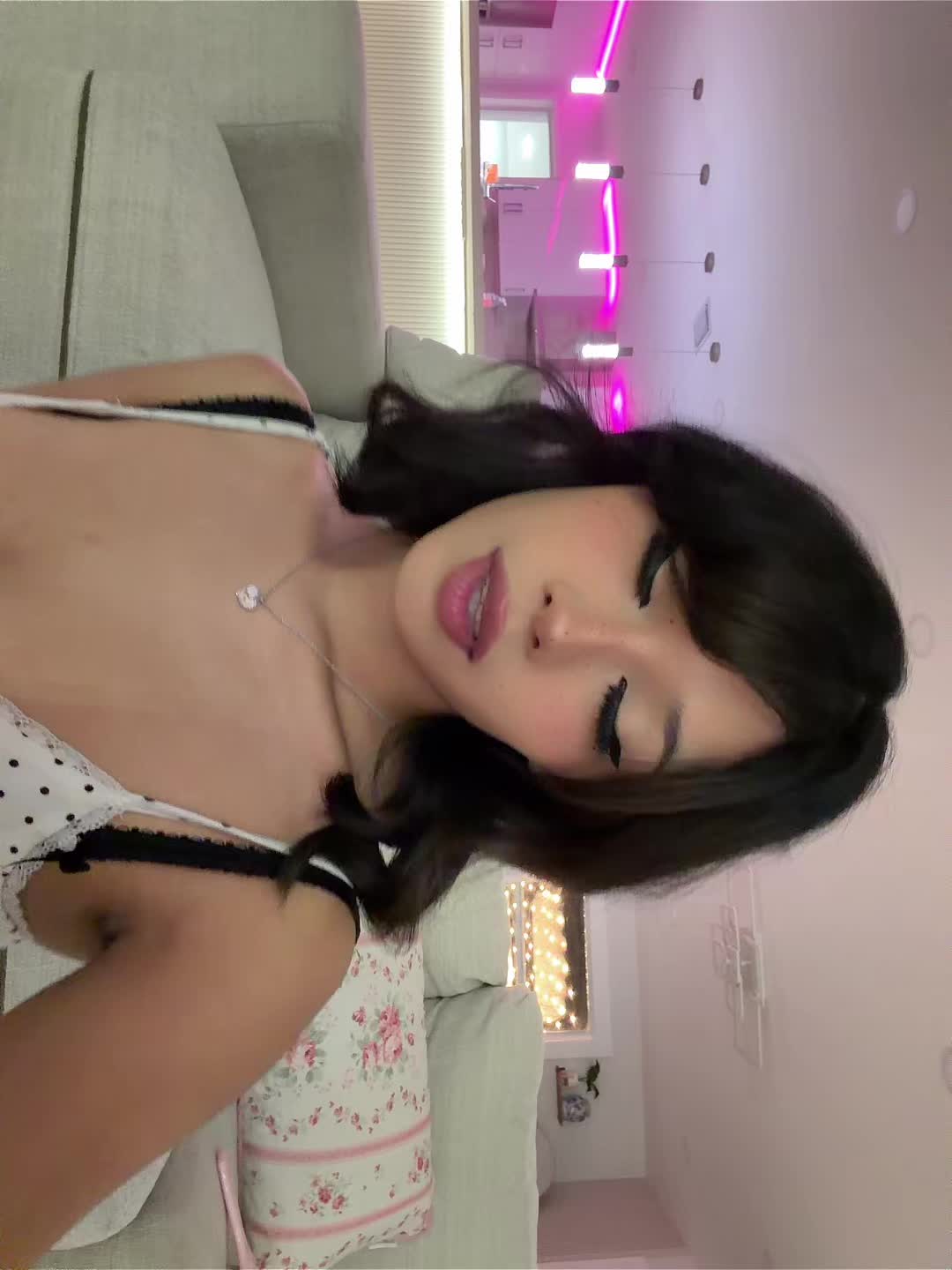 @(:̲̅:̲̅:̲̅[̲̅:♡:]̲̅:̲̅:̲̅:̲̅)