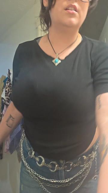 @the_divine_muse