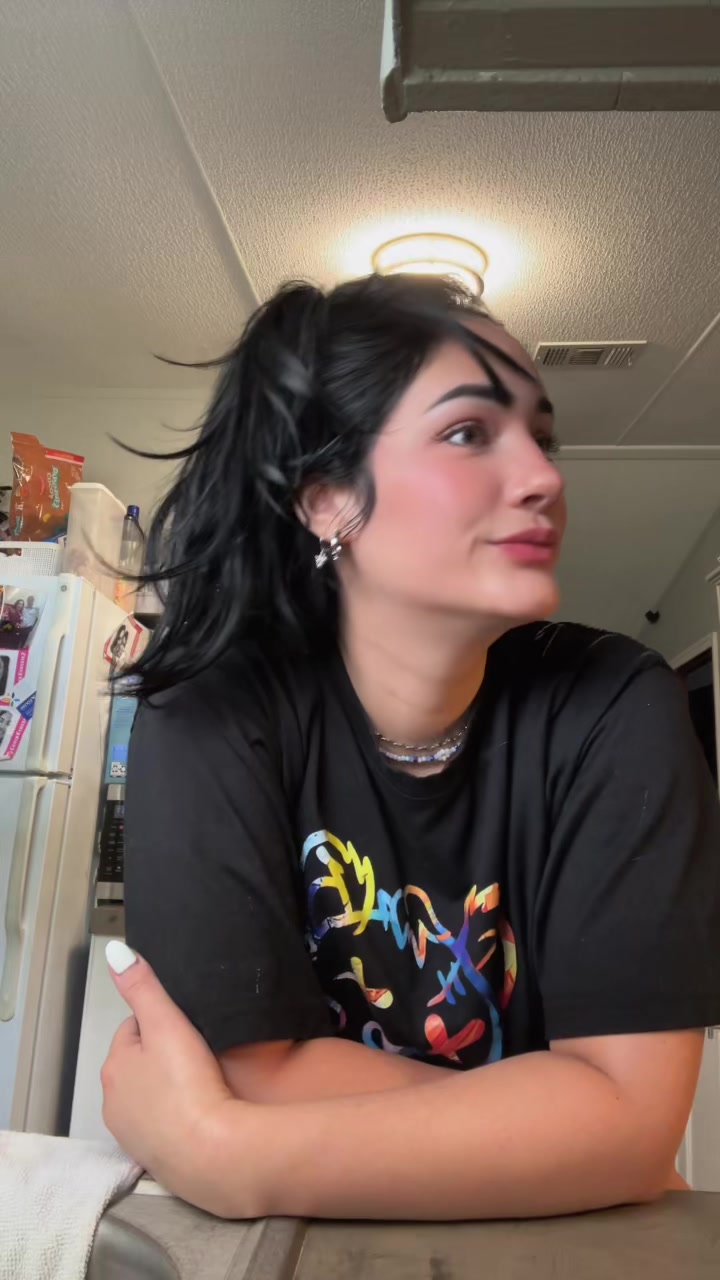 @LinoxkaCortes