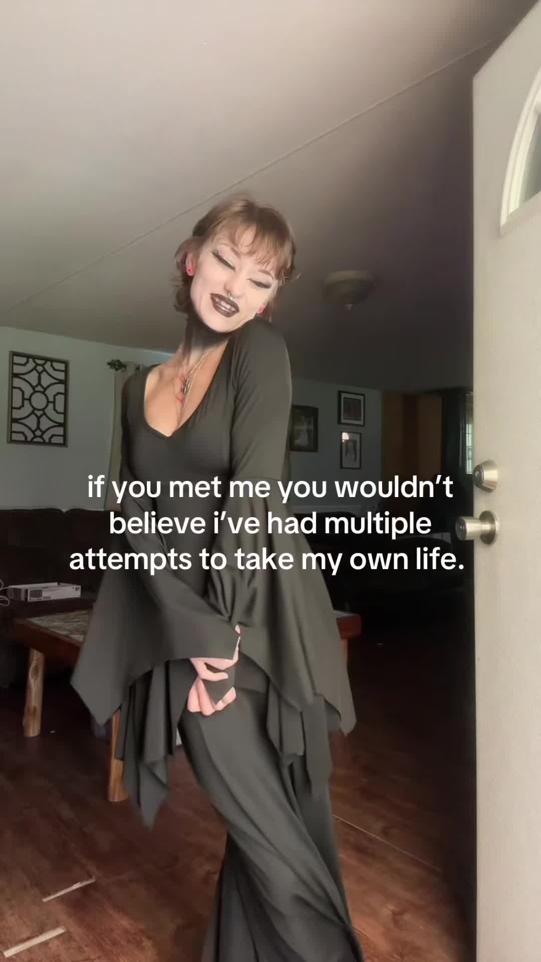 @🕷️𝔪𝔢𝔪𝔬𝔯𝔶 𝔟𝔢𝔩𝔩𝔢🕷️