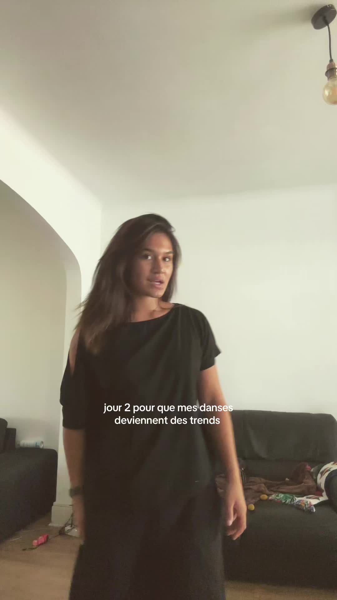 @LWꨄ