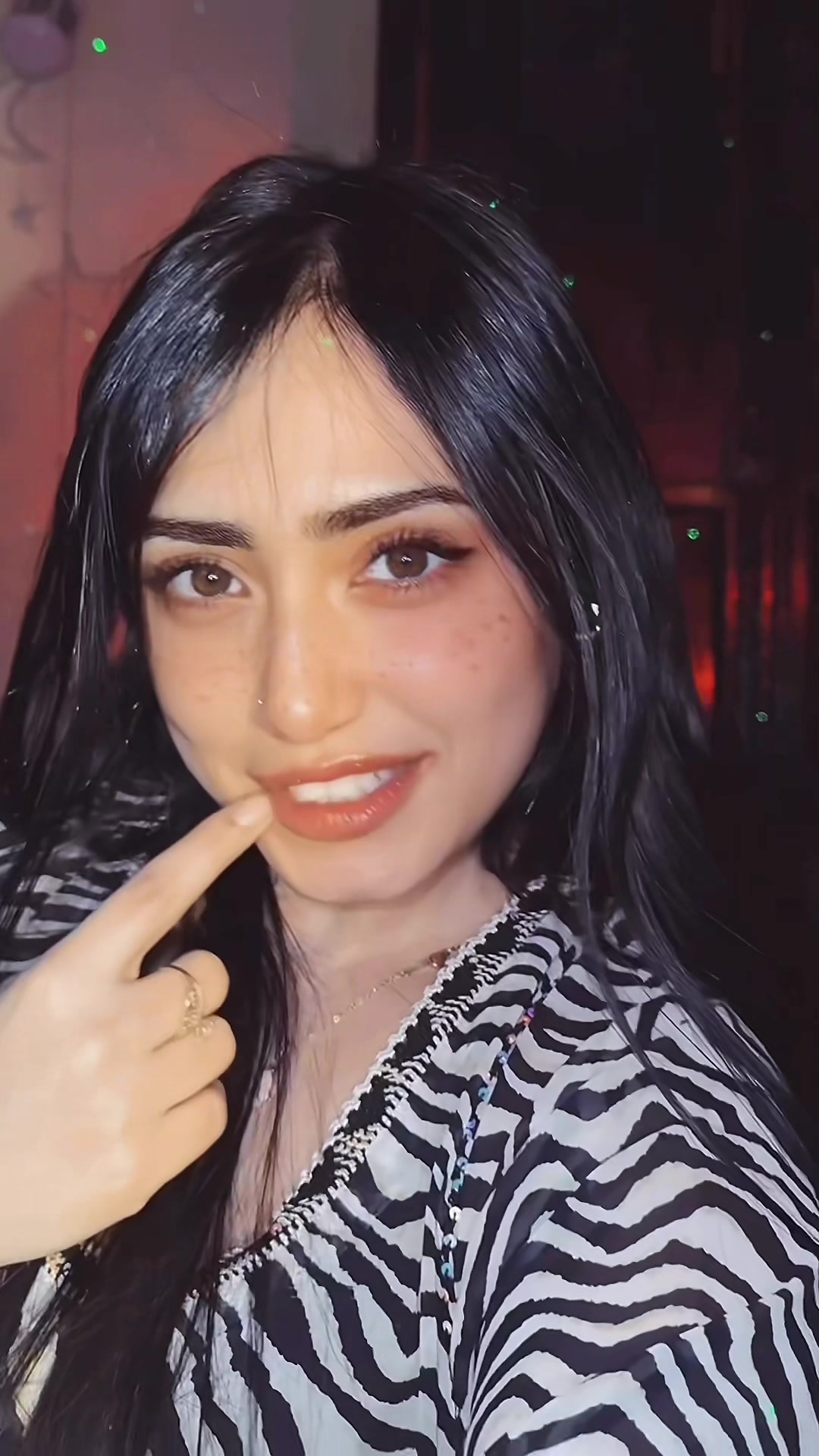 @✨أنـا مـش (نيكي نيكول)✨