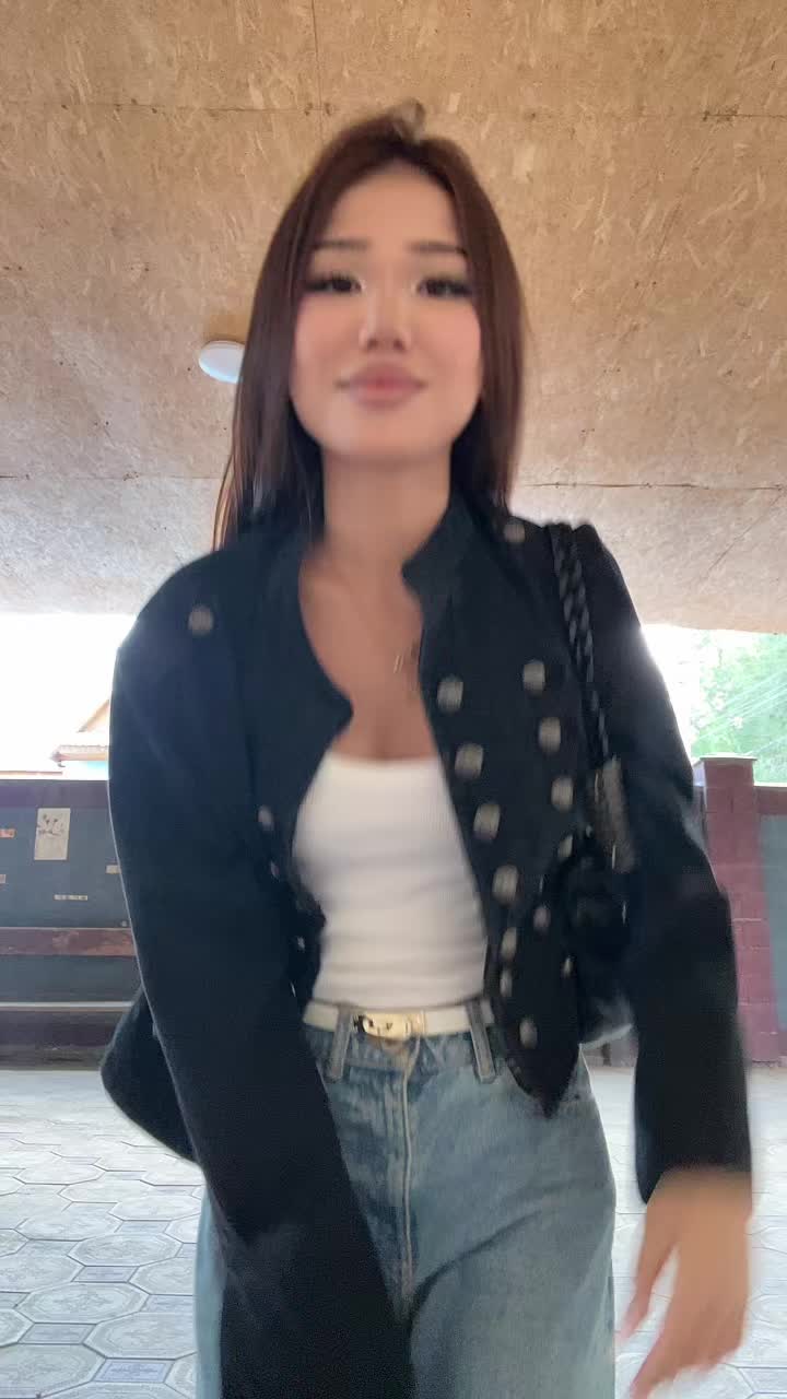 @🐰