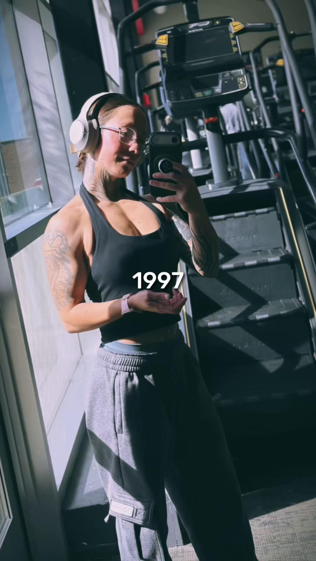 @Lolaisgone