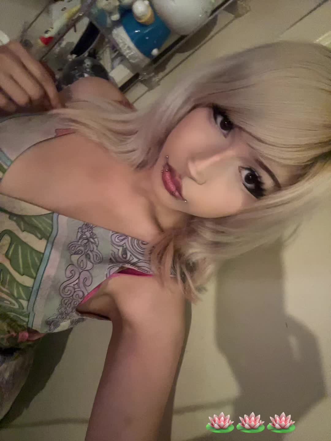 @🍎