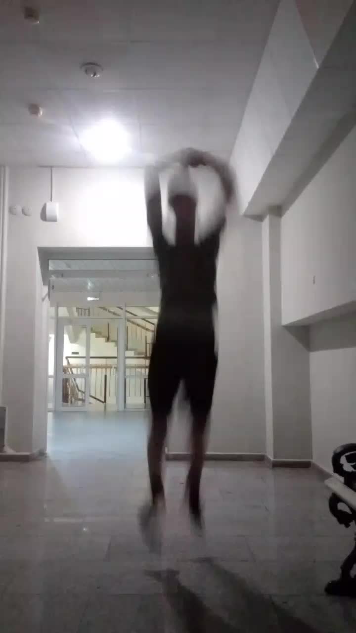 @Д4