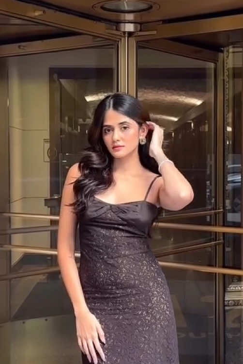@Amaira Singhaniya