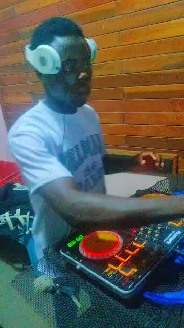@Shakur dj speezy