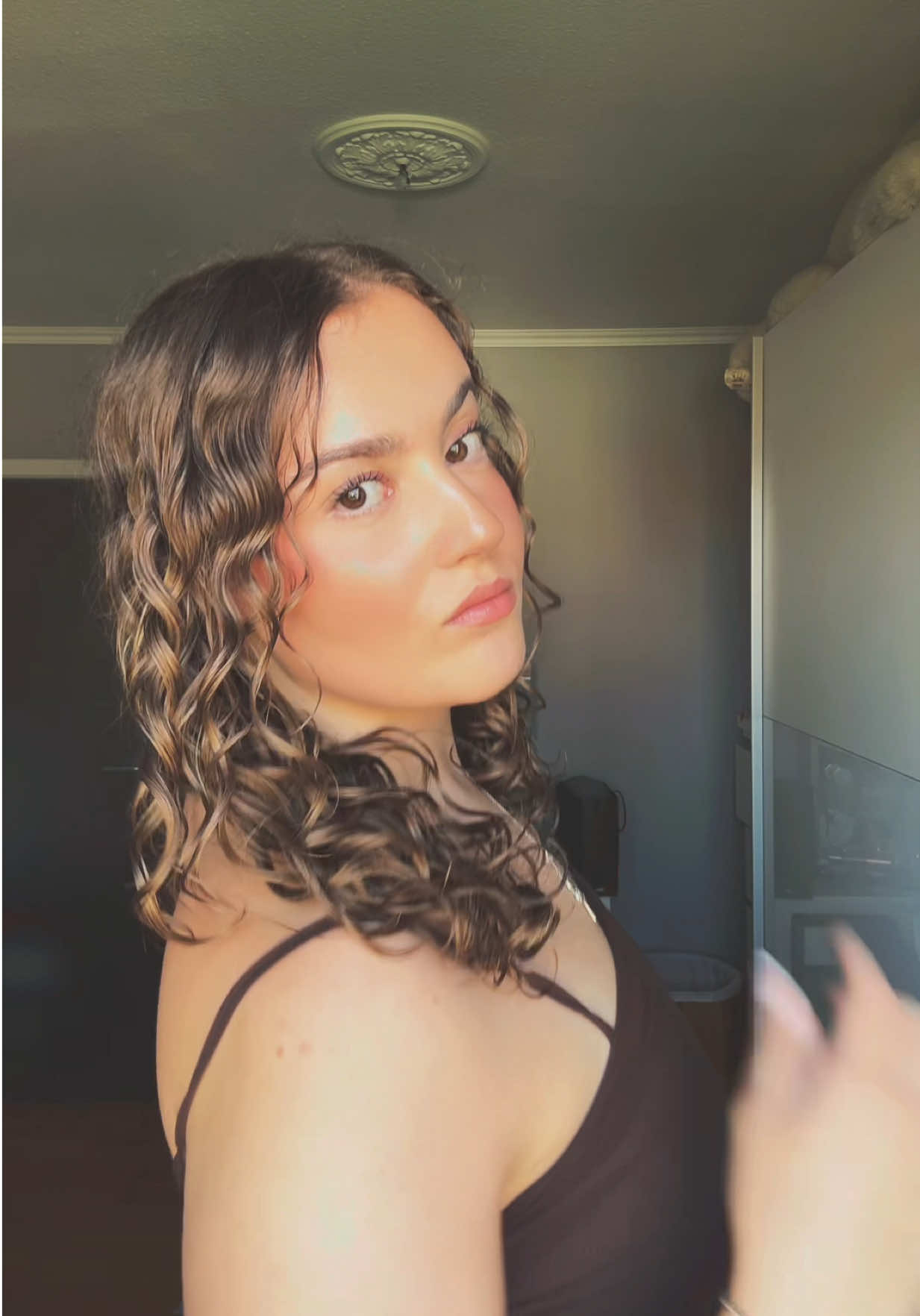 @𝐥𝐨𝐫𝐞𝐧𝐳𝐚