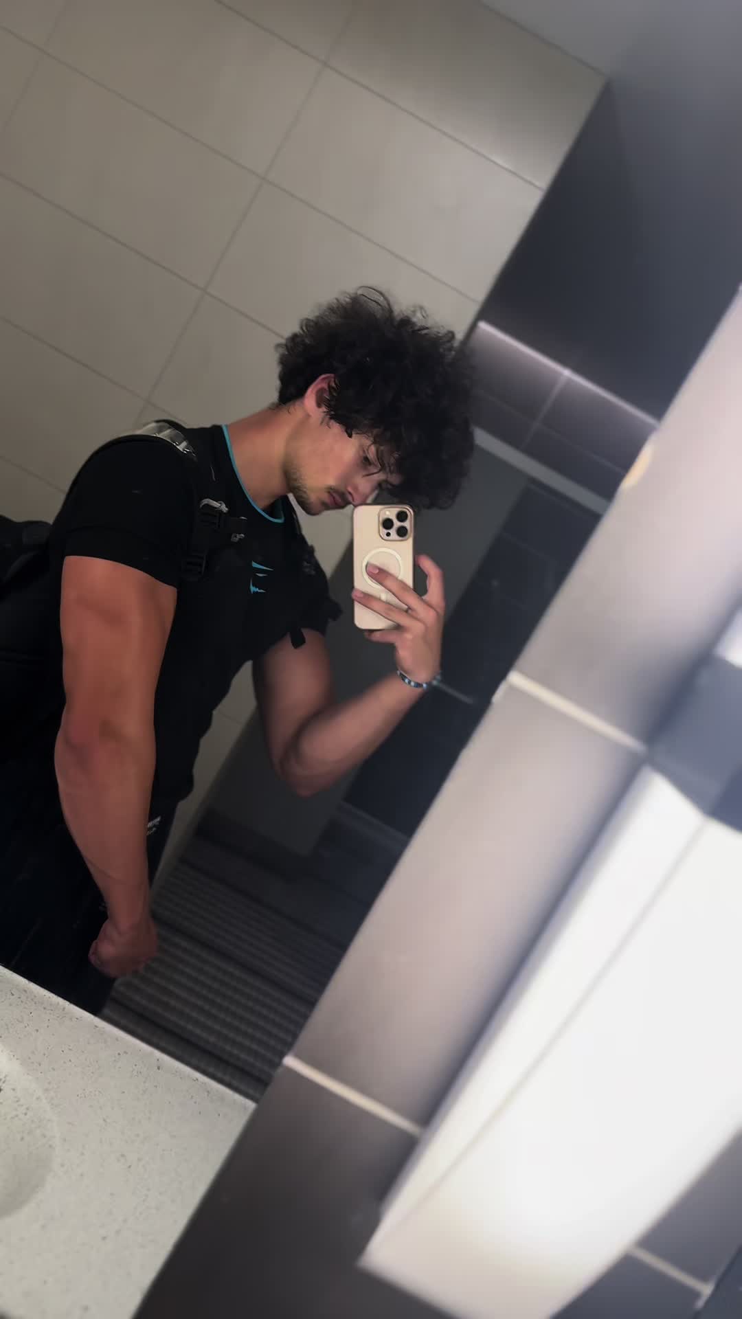 @shredzzer