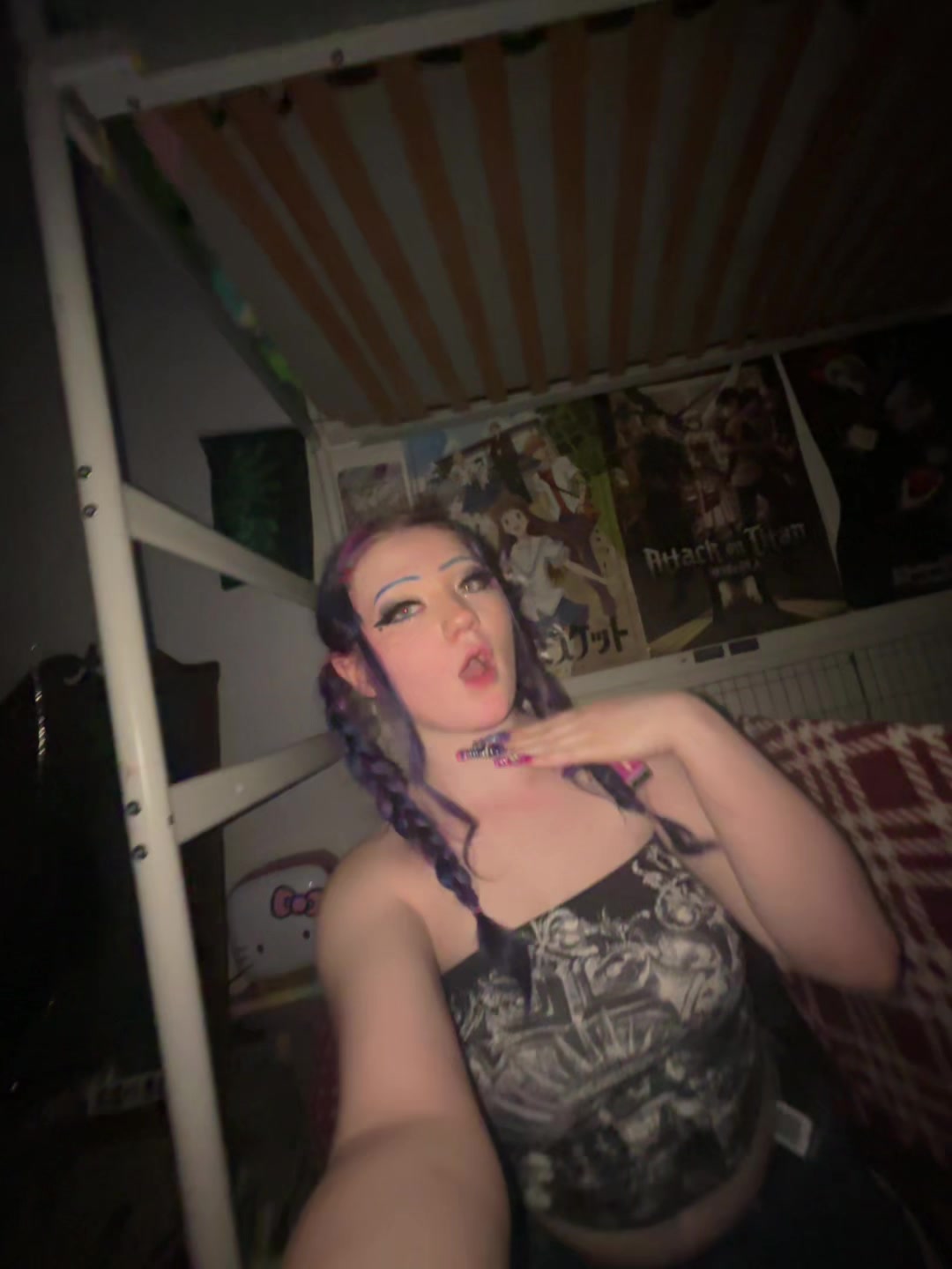 @Buzzballbriseis