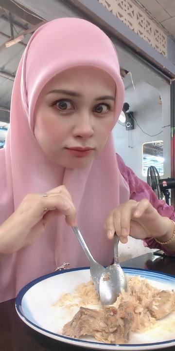 @Cik Roses 🌹