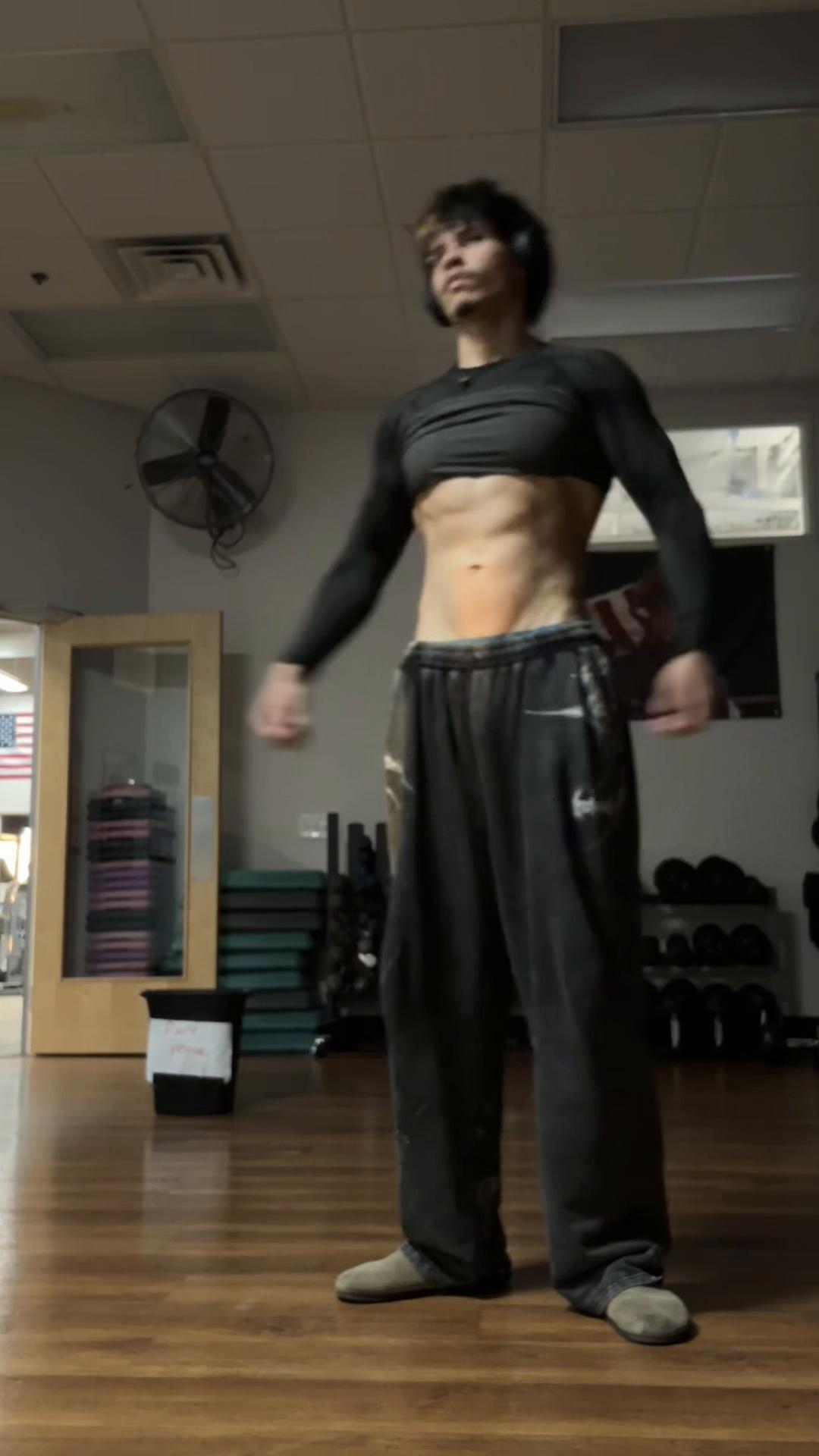 @phyz3k3