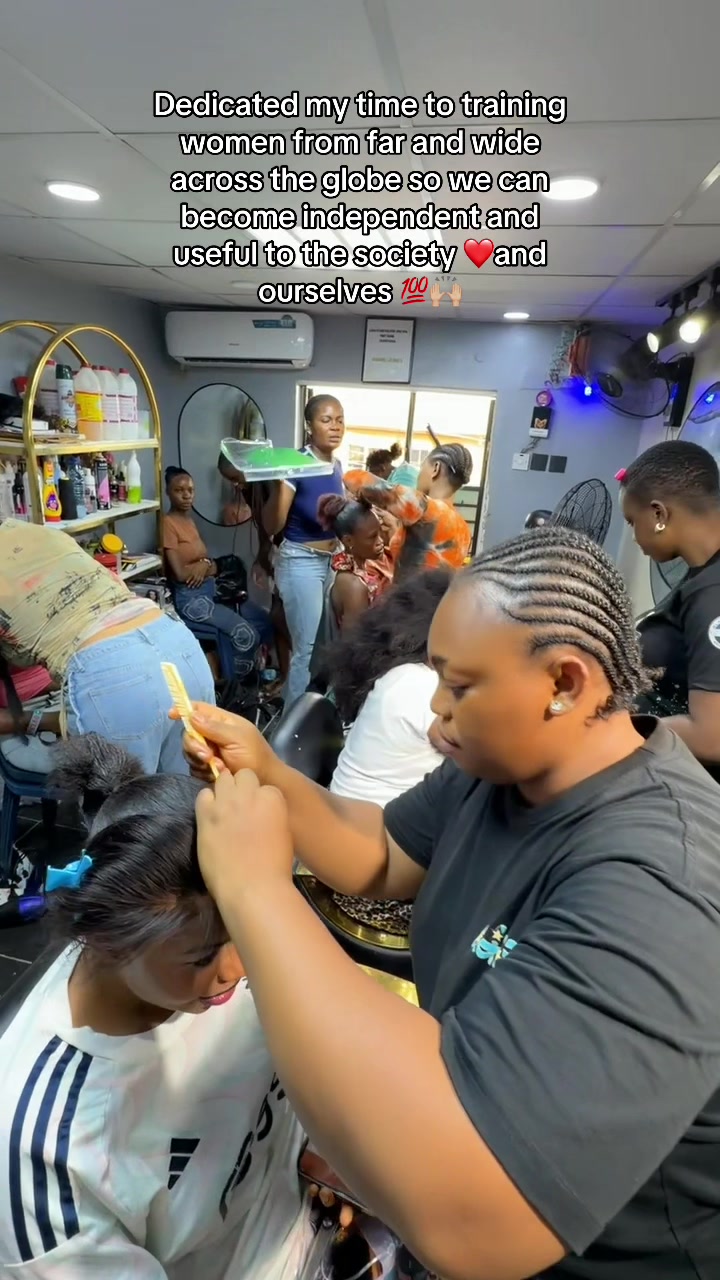 @FESTAC/SATELLITE STYLIST