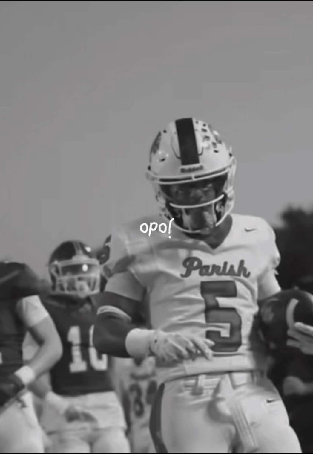 @opoſ