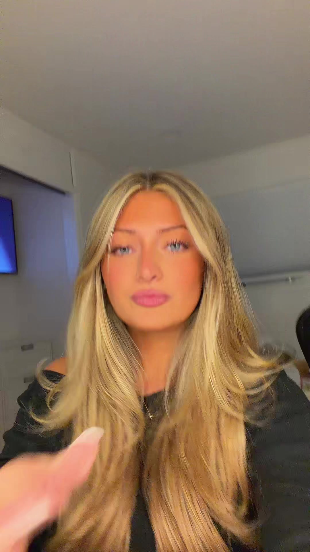 @Izscansarole