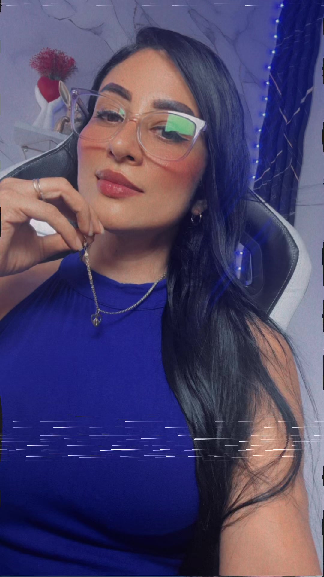 @Rocio- te Sigue