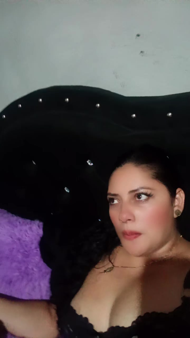 @María