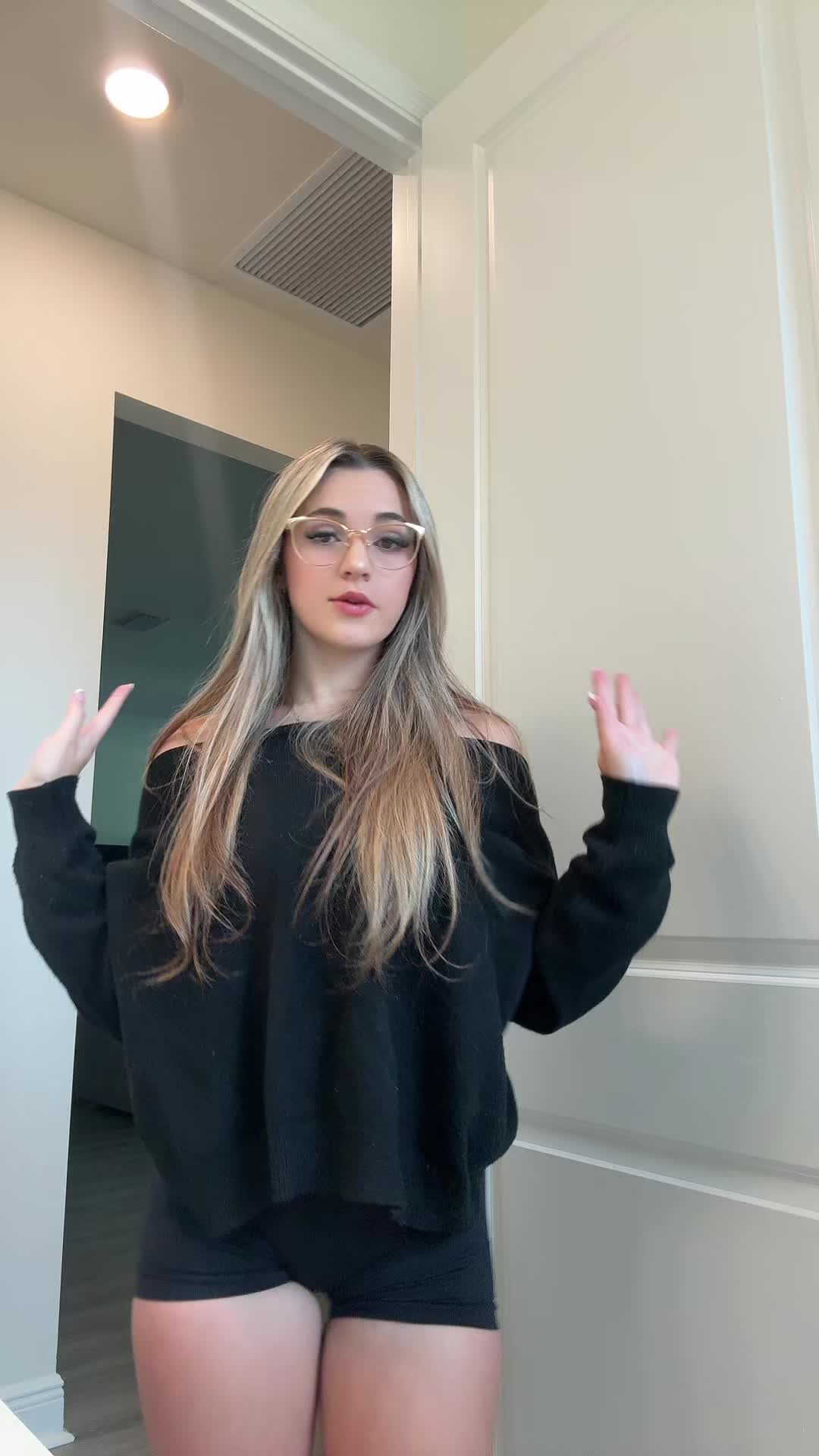 @zzoeyava