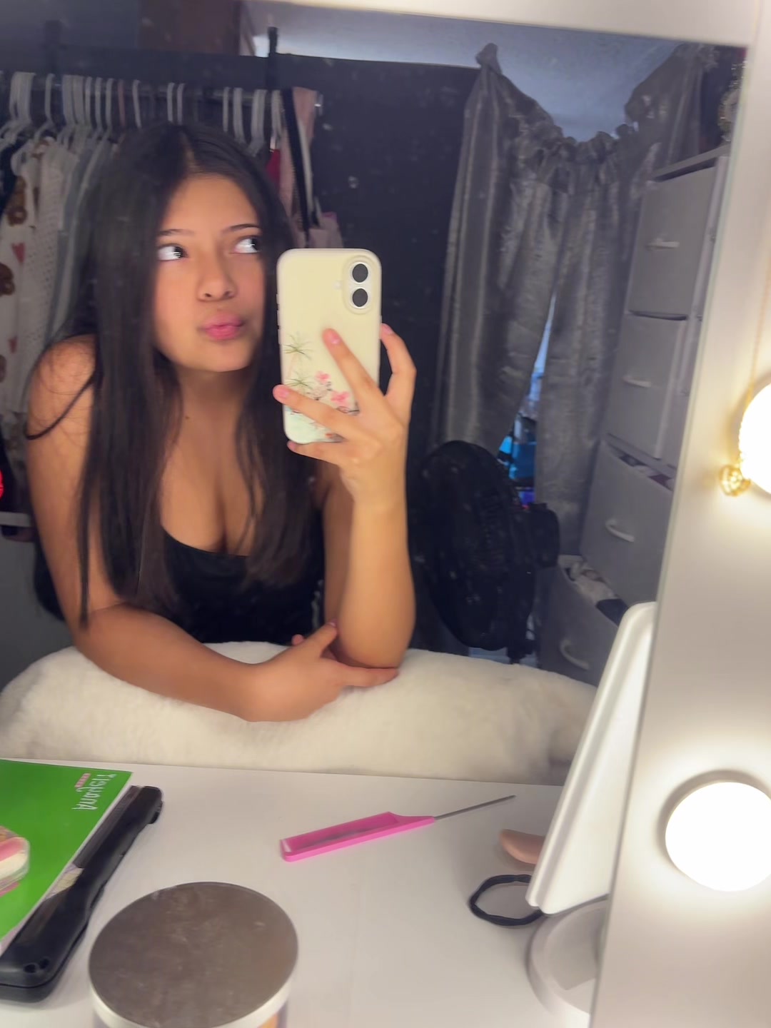 @𝐀𝐧𝐚𝐲𝐞𝐥𝐢
