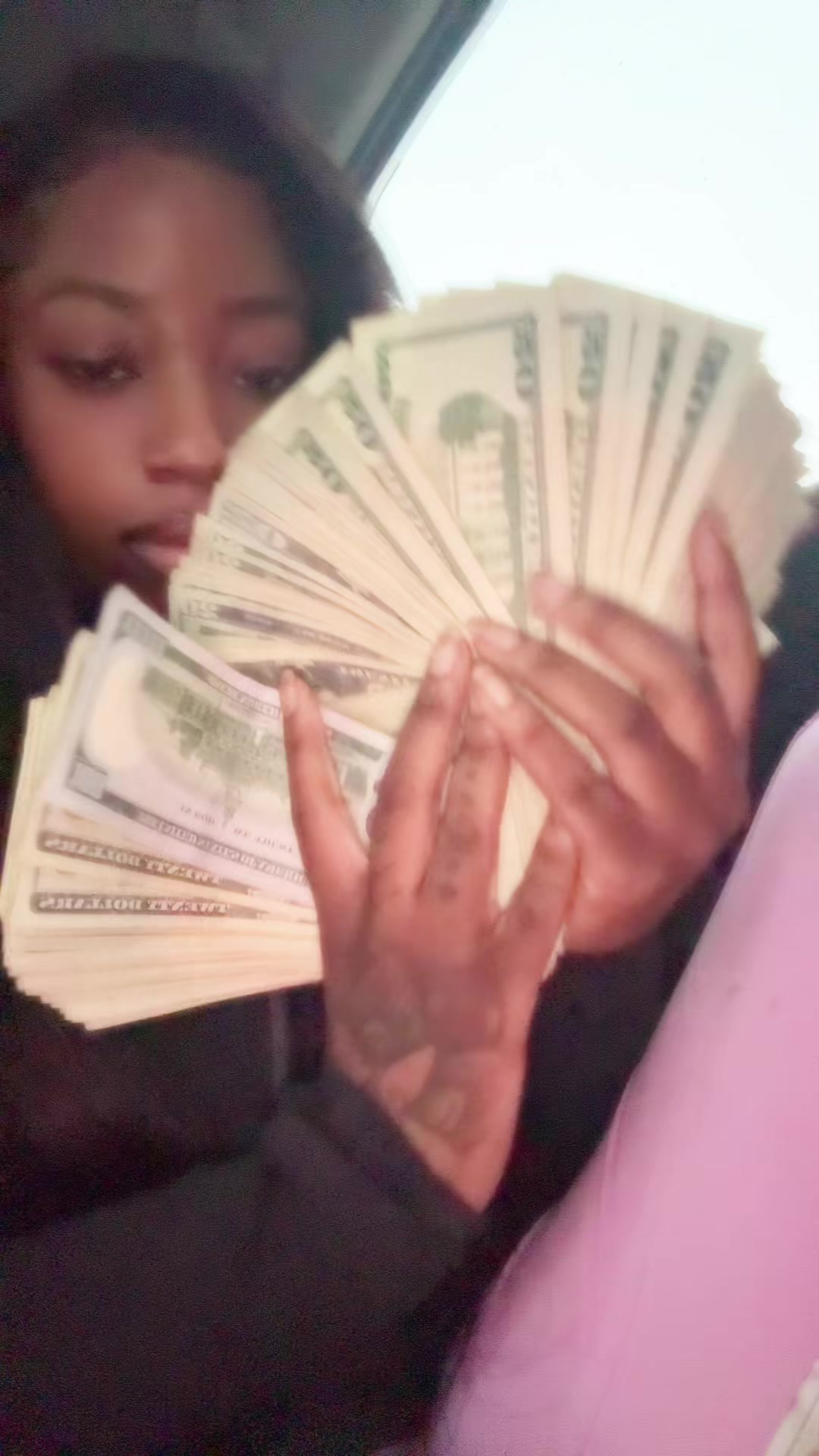 @LaysiaMarie🍭