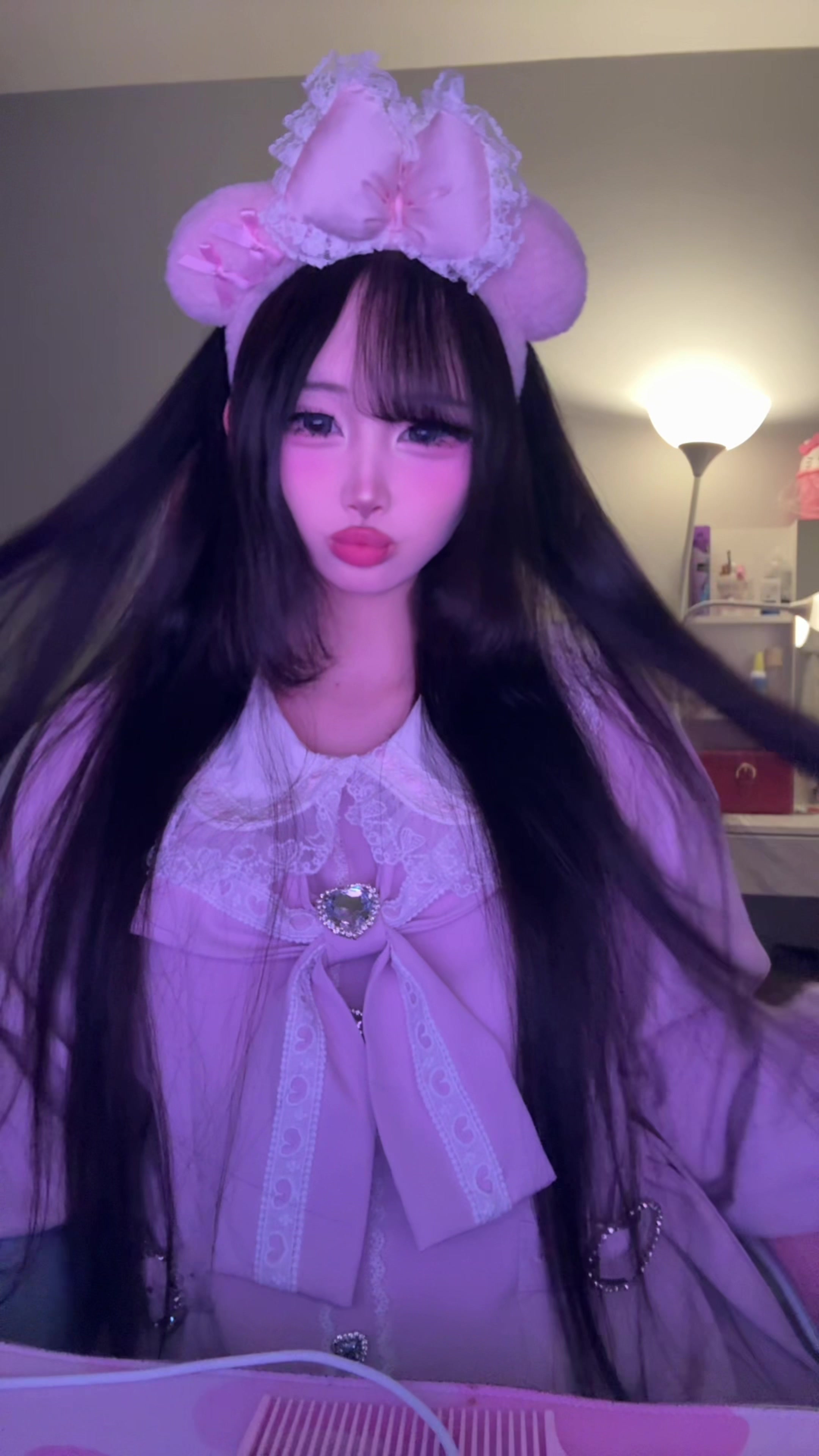 @kkura