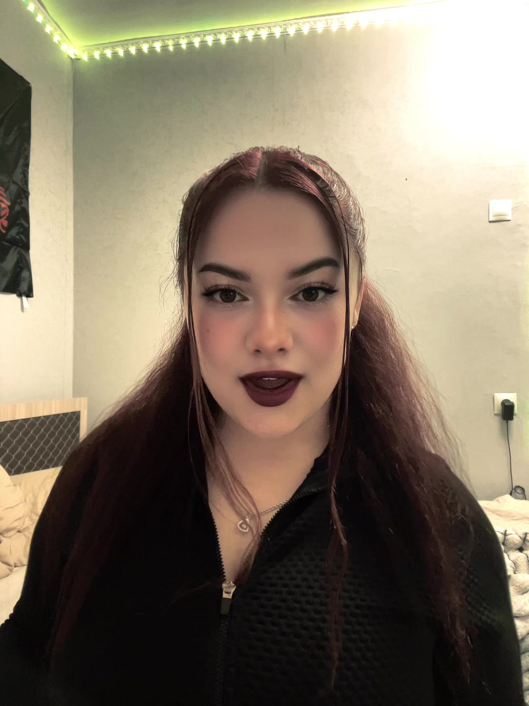 @Angel_25