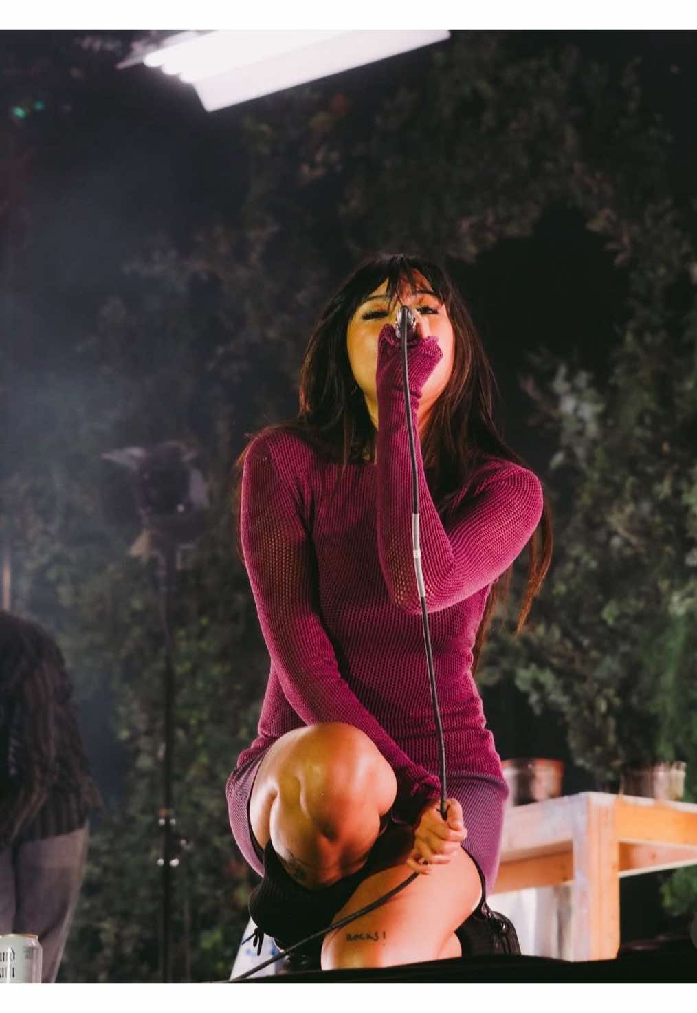 @⃟