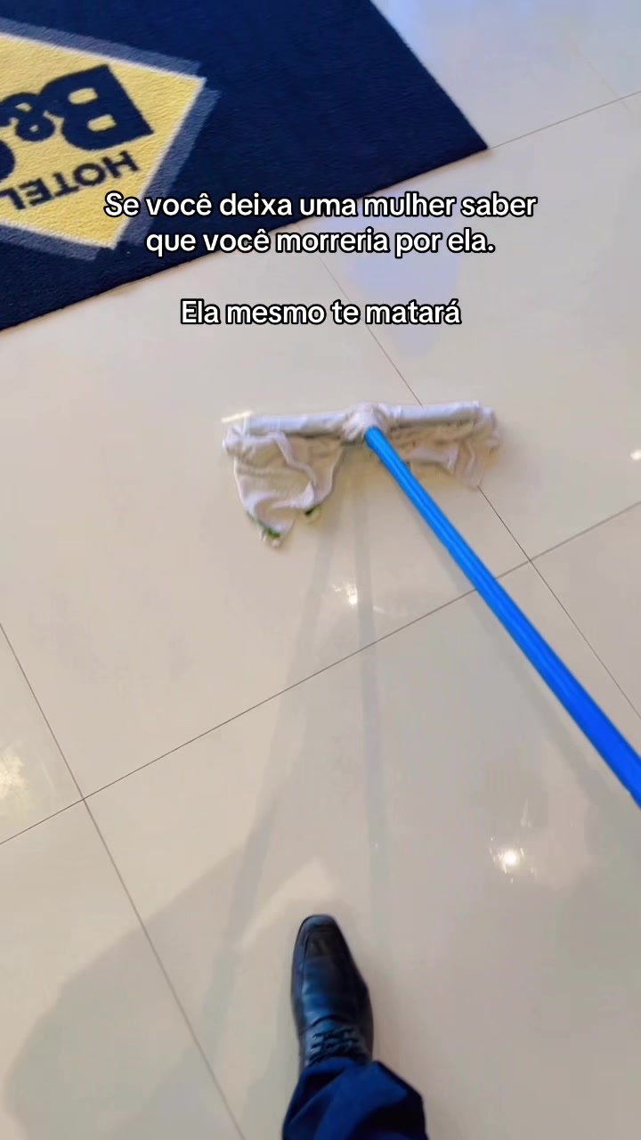 @Vitorino