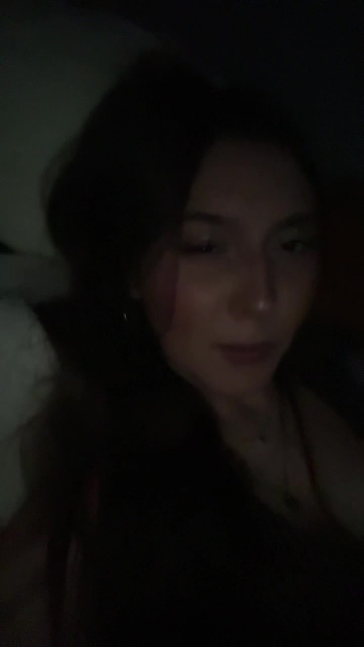 @:3