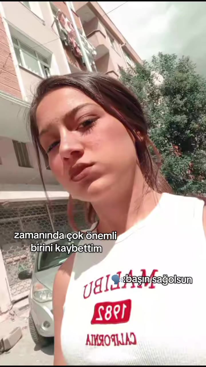 @✶