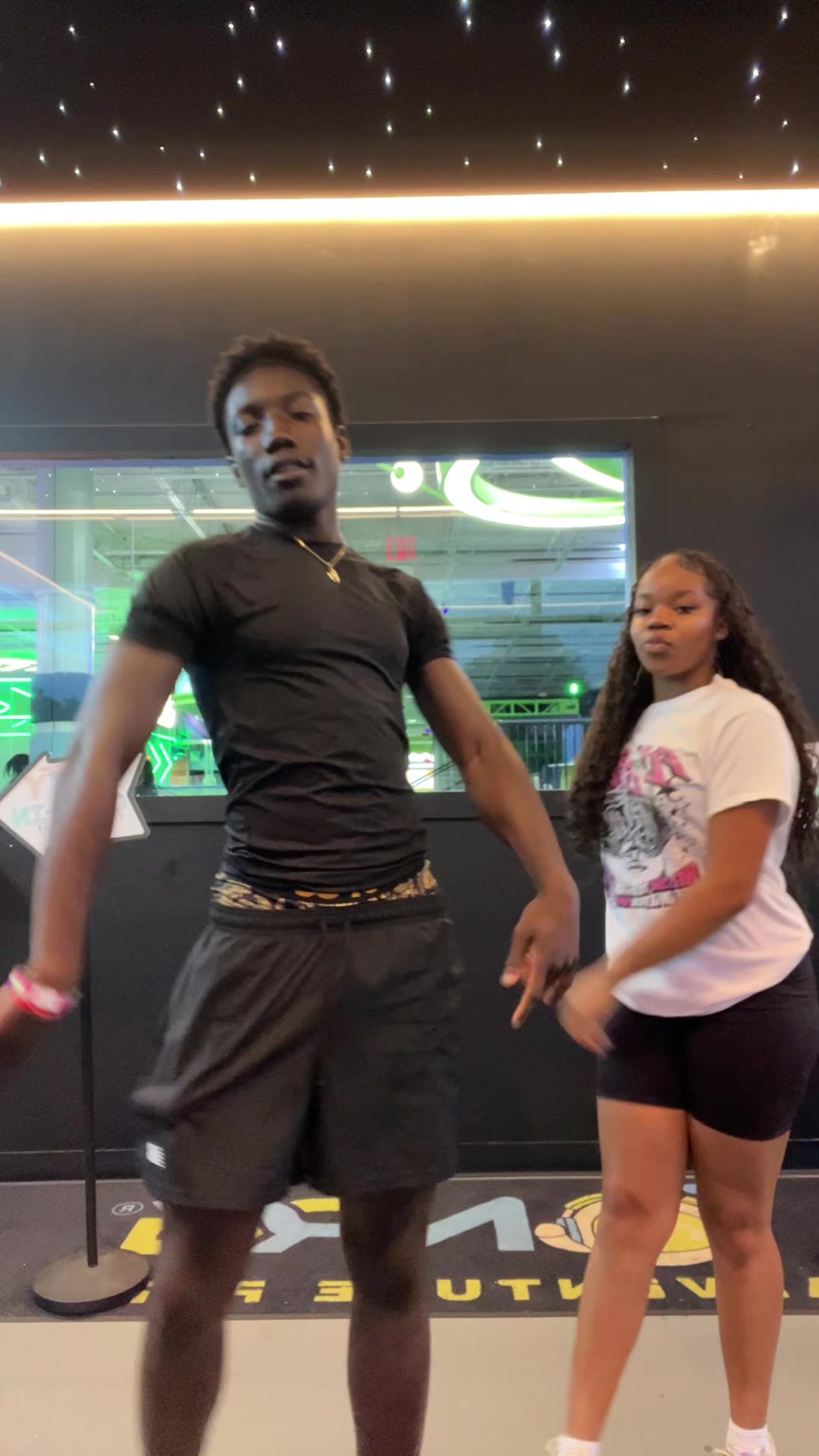 @J4🕺🏾.