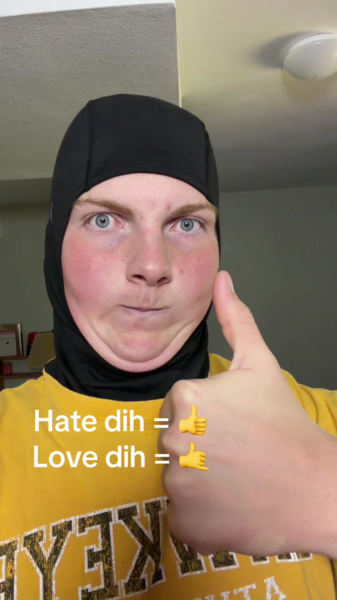 @FreakyAhCousin