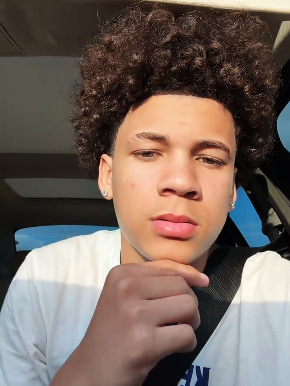 @Team Lightskin 💛💛💛