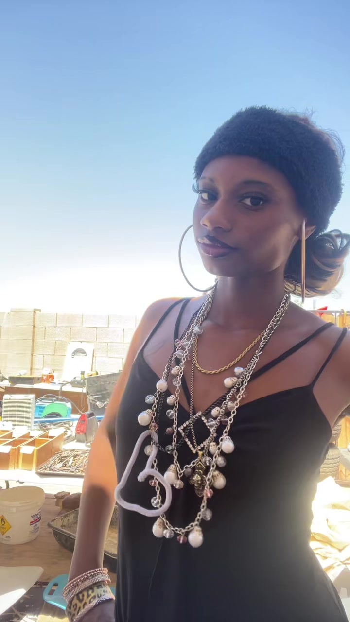 @🤩Malaika🤩