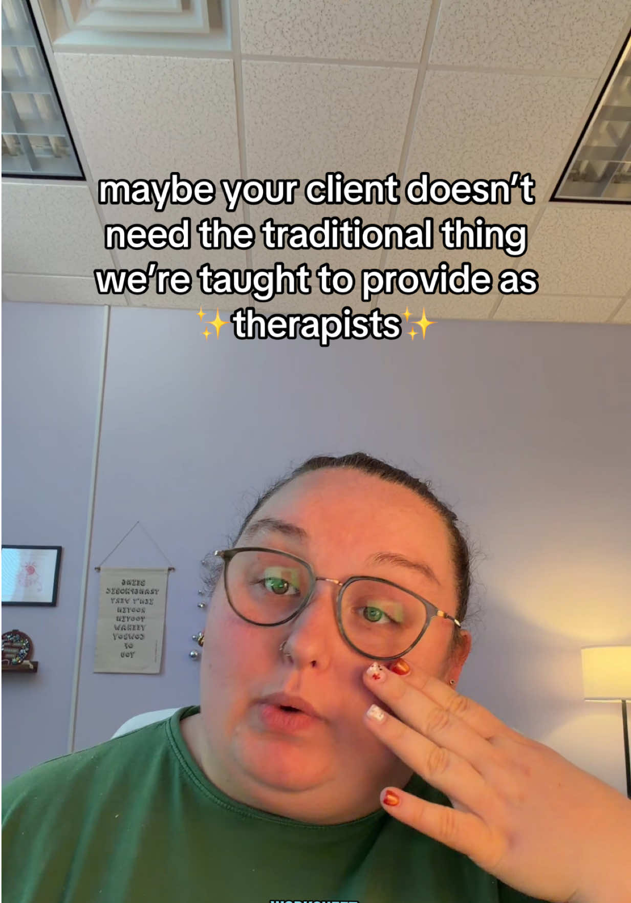 @Liz, LCSW - Chill Therapist ๐